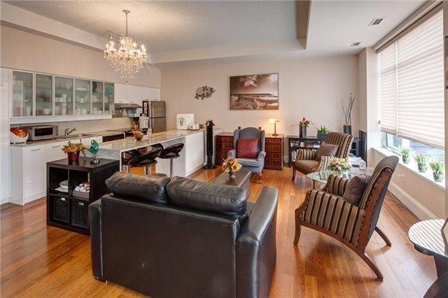 th05 - 25 Singer Crt, Townhouse with 3 bedrooms, 3 bathrooms and 1 parking in Toronto ON | Image 4