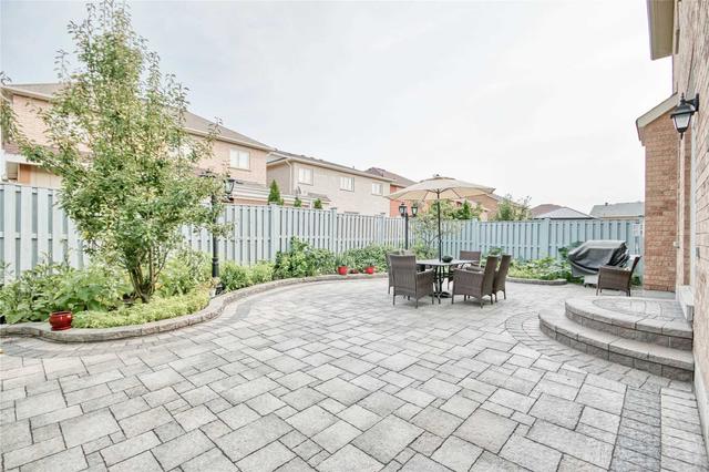 39 Geddington Cres, House detached with 4 bedrooms, 4 bathrooms and 4 parking in Markham ON | Image 16