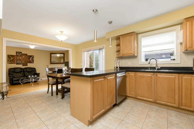 203 Miller Dr, House detached with 4 bedrooms, 3 bathrooms and 4 parking in Halton Hills ON | Image 6