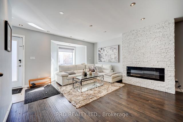 334 Cleveland St, House detached with 4 bedrooms, 4 bathrooms and 1 parking in Toronto ON | Image 30