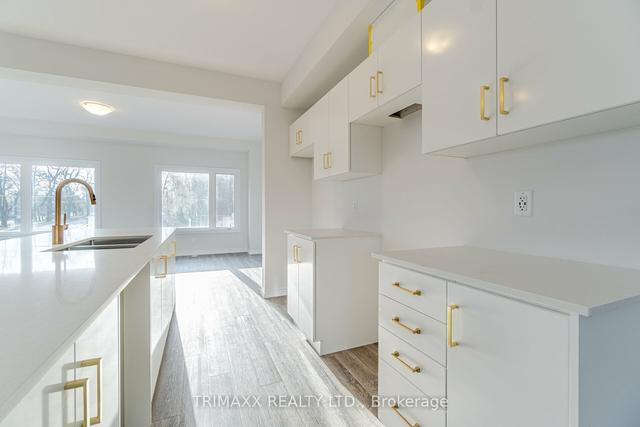 35 - 187 Wilson St W, House attached with 3 bedrooms, 3 bathrooms and 2 parking in Hamilton ON | Image 5