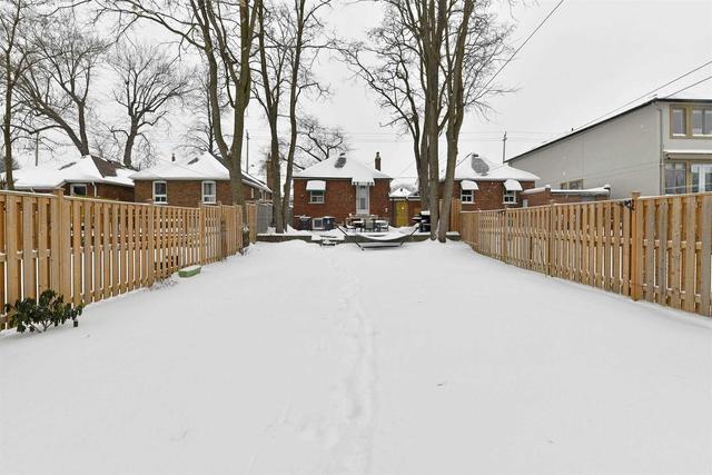 55 O'connor Dr, House detached with 2 bedrooms, 2 bathrooms and 2 parking in Toronto ON | Image 17