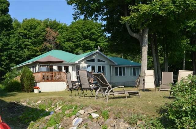 300 Loon Rd, House detached with 5 bedrooms, 2 bathrooms and 8 parking in Chippewas of Georgina Island First Nation ON | Image 2
