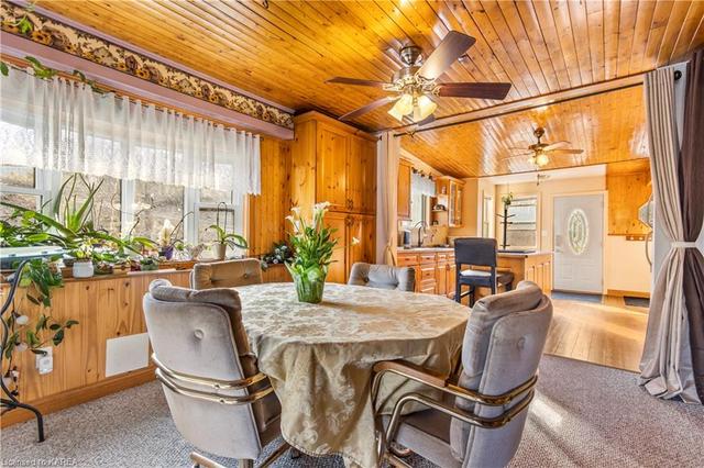 1037 Old Mine Lane, House detached with 3 bedrooms, 1 bathrooms and 15 parking in South Frontenac ON | Image 4
