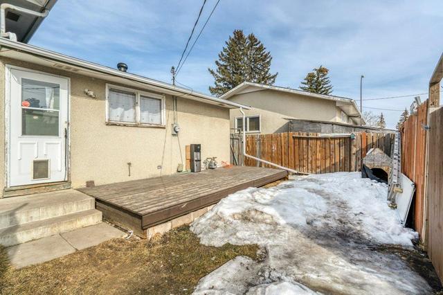 5227 5 Avenue Se, House detached with 5 bedrooms, 1 bathrooms and 2 parking in Calgary AB | Image 32