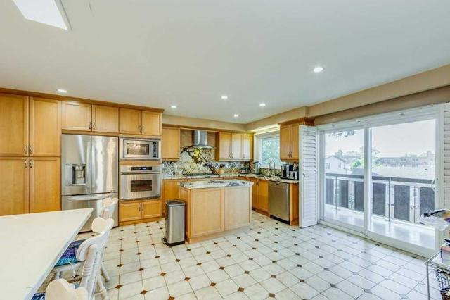 8a Freeman Rd, House detached with 4 bedrooms, 4 bathrooms and 6 parking in Toronto ON | Image 13