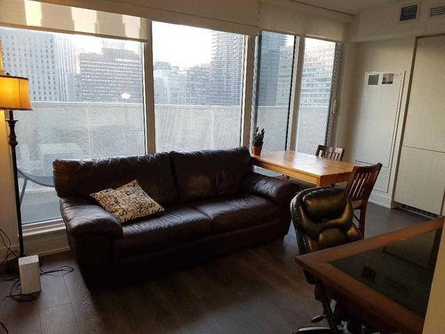 1012 - 89 Mcgill St, Condo with 1 bedrooms, 1 bathrooms and 0 parking in Toronto ON | Image 8