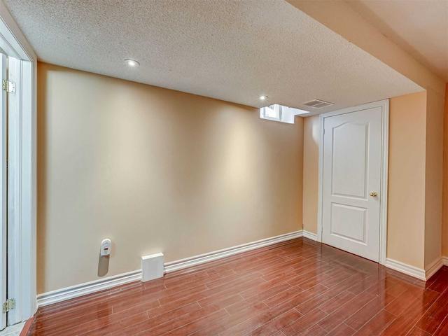 527 Rossellini Dr, House semidetached with 4 bedrooms, 4 bathrooms and 3 parking in Mississauga ON | Image 22