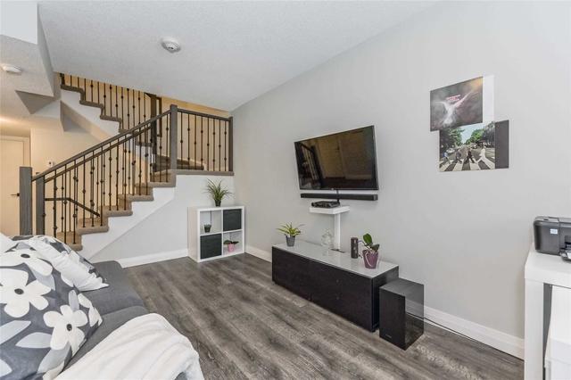 at2 - 53 Arthur St S, Townhouse with 2 bedrooms, 2 bathrooms and 1 parking in Guelph ON | Image 10