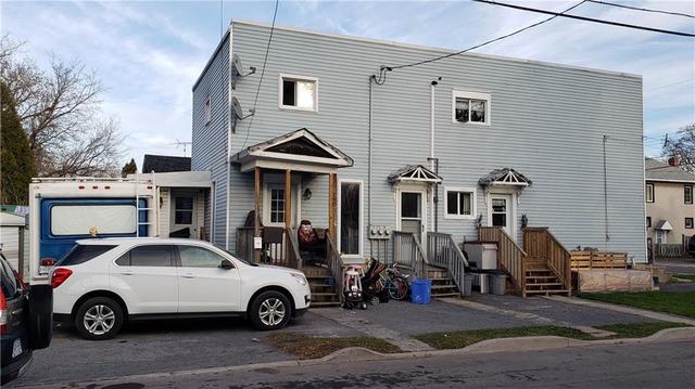401 Sixth Street & 3rd Unit On 605 Gloucester St N Street, House other with 0 bedrooms, 0 bathrooms and 3 parking in Cornwall ON | Image 3