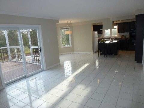 7 Antrim Crt, House detached with 2 bedrooms, 3 bathrooms and 6 parking in Caledon ON | Image 8