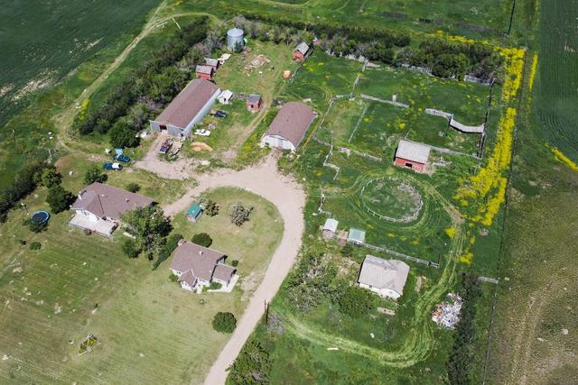 203044a Highway 1, House detached with 7 bedrooms, 3 bathrooms and null parking in Wheatland County AB | Image 12