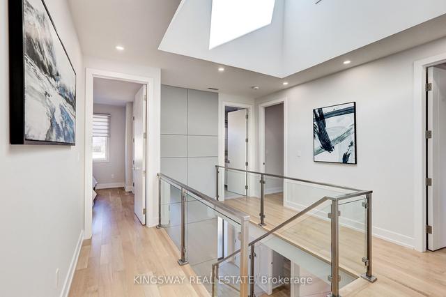 201 Van Dusen Blvd, House detached with 4 bedrooms, 6 bathrooms and 5 parking in Toronto ON | Image 7
