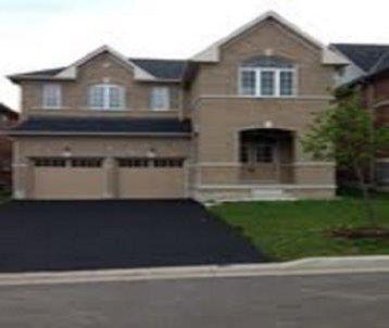 207 Lageer Dr, House detached with 4 bedrooms, 5 bathrooms and 6 parking in Whitchurch Stouffville ON | Image 1