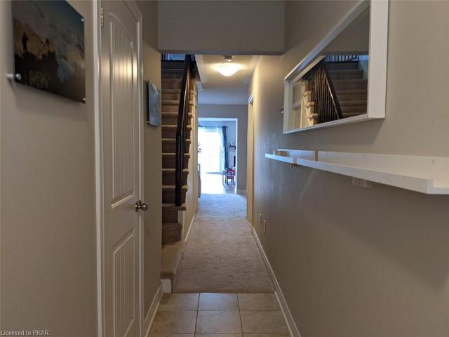 43 Russel Drive, House semidetached with 3 bedrooms, 2 bathrooms and 3 parking in Bradford West Gwillimbury ON | Image 17