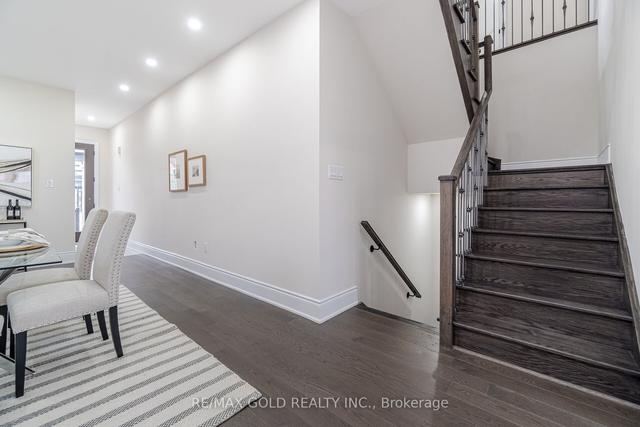 25 Duxbury Rd, House detached with 4 bedrooms, 4 bathrooms and 6 parking in Brampton ON | Image 7