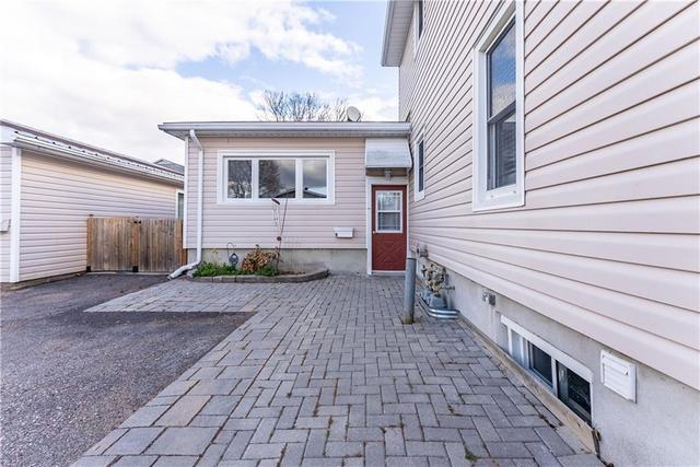611 Glen Street, House detached with 6 bedrooms, 3 bathrooms and 8 parking in Laurentian Valley ON | Image 3