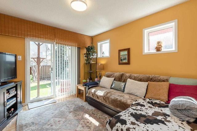 40 Springside Way, Townhouse with 3 bedrooms, 3 bathrooms and 2 parking in Toronto ON | Image 32