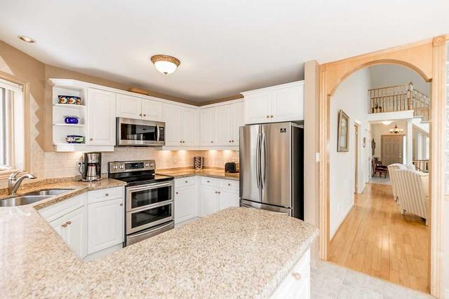 67 Sunset Blvd, Condo with 2 bedrooms, 4 bathrooms and 3 parking in New Tecumseth ON | Image 9
