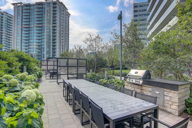 1502 - 2 Anndale Dr, Condo with 2 bedrooms, 2 bathrooms and 1 parking in Toronto ON | Image 25