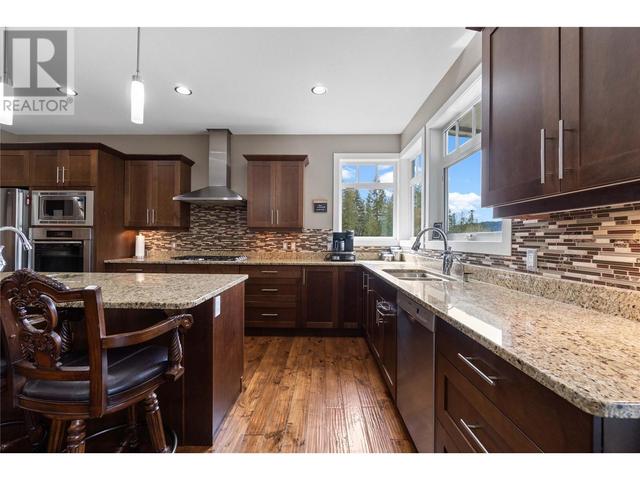 8097 Seed Road, House detached with 5 bedrooms, 4 bathrooms and 4 parking in North Okanagan F BC | Image 17