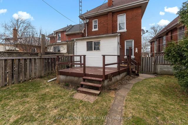 146 Albion St, House detached with 4 bedrooms, 2 bathrooms and 2 parking in Brantford ON | Image 16
