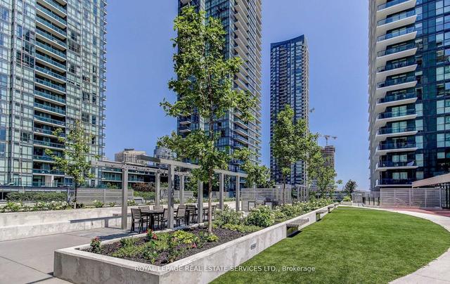 2517 - 4055 Parkside Village Dr, Condo with 1 bedrooms, 1 bathrooms and 1 parking in Mississauga ON | Image 9
