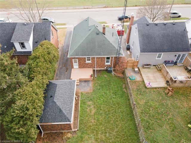19 Dorothy Street, House detached with 3 bedrooms, 2 bathrooms and 4 parking in Brantford ON | Image 41