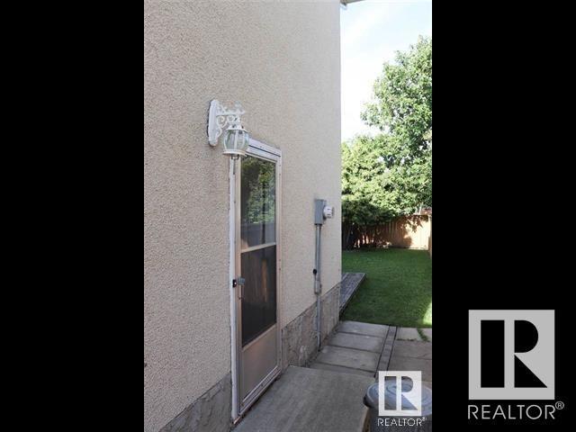 16214 109 St Nw, House attached with 3 bedrooms, 1 bathrooms and null parking in Edmonton AB | Image 10