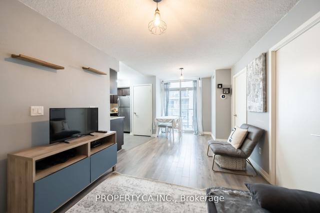 621 - 812 Lansdowne Ave, Condo with 2 bedrooms, 1 bathrooms and 1 parking in Toronto ON | Image 23
