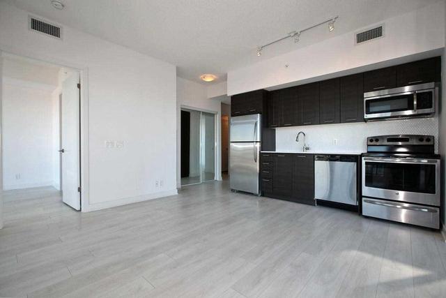 3808 - 2212 Lake Shore Blvd W, Condo with 2 bedrooms, 2 bathrooms and 1 parking in Toronto ON | Image 5