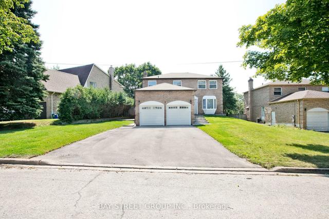 7 Hawley Cres, Whitby, ON, L1N6X6 | Card Image