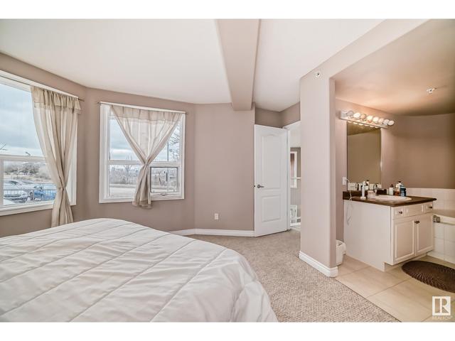 101 - 10855 Saskatchewan Dr Nw, Condo with 3 bedrooms, 2 bathrooms and 1 parking in Edmonton AB | Image 27