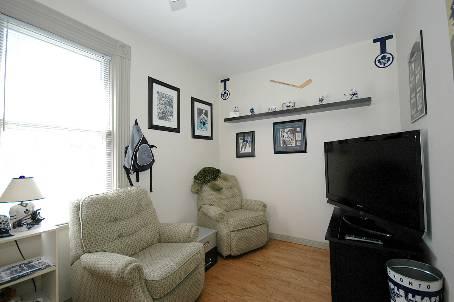 21 West St, House detached with 3 bedrooms, 1 bathrooms and 5 parking in Brampton ON | Image 5
