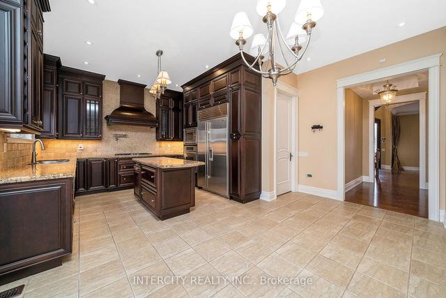 16 Springrain Crt, House detached with 4 bedrooms, 5 bathrooms and 6 parking in Vaughan ON | Image 39
