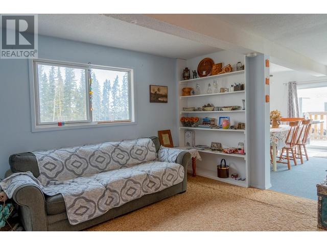 54870 Jardine Loop, House detached with 1 bedrooms, 1 bathrooms and null parking in Bulkley Nechako F BC | Image 7