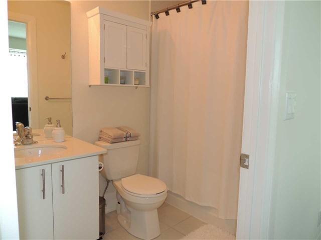 708 - 45 Yorkland Blvd, Condo with 2 bedrooms, 1 bathrooms and 1 parking in Brampton ON | Image 9