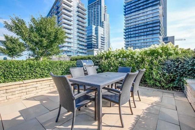 812 - 16 Brookers Lane, Condo with 1 bedrooms, 1 bathrooms and 1 parking in Toronto ON | Image 5
