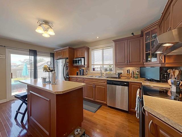 7167 St Michael Ave, House detached with 3 bedrooms, 3 bathrooms and 4 parking in Niagara Falls ON | Image 26