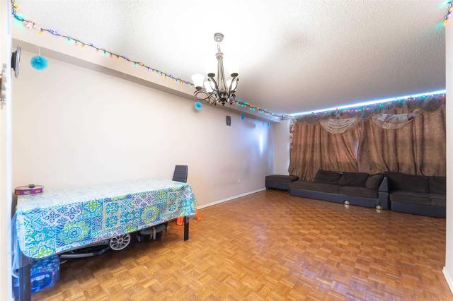 606 - 4 Lisa St W, Condo with 2 bedrooms, 1 bathrooms and 1 parking in Brampton ON | Image 16