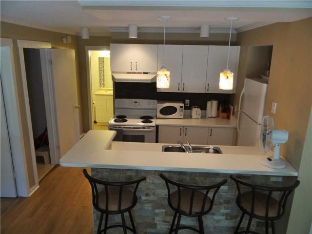 118 - 25 Dawson Dr, Condo with 2 bedrooms, 2 bathrooms and 1 parking in Collingwood ON | Image 3