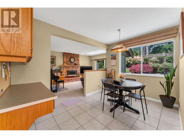 2383 Jefferson Avenue, House detached with 3 bedrooms, 3 bathrooms and 2 parking in West Vancouver BC | Image 20