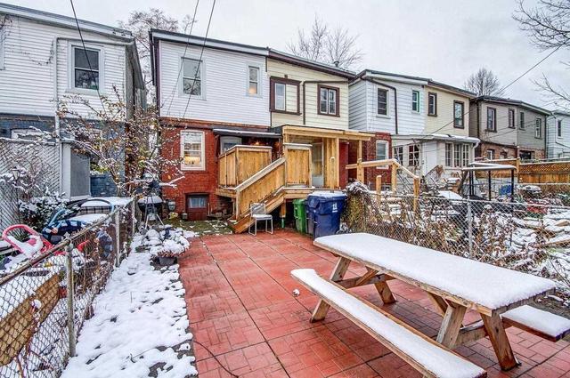 79 Kent Rd, House semidetached with 3 bedrooms, 1 bathrooms and 0 parking in Toronto ON | Image 15