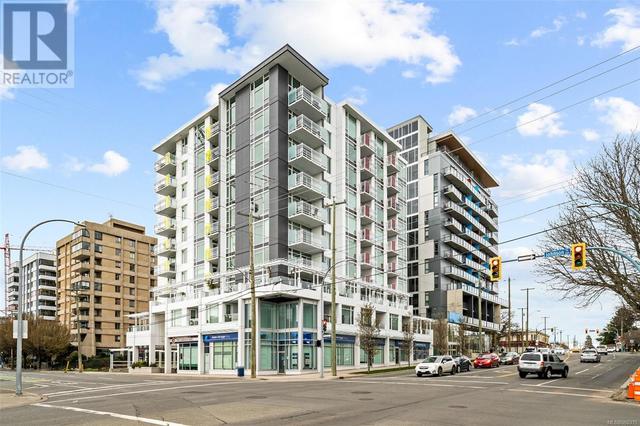 209 - 1090 Johnson St, Condo with 2 bedrooms, 1 bathrooms and 1 parking in Victoria BC | Image 1
