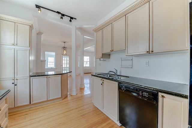 unit 2 - 43 Elm Ave, House detached with 4 bedrooms, 2 bathrooms and 0 parking in Toronto ON | Image 13