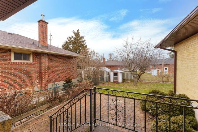 47 Tinder Cres, House detached with 3 bedrooms, 2 bathrooms and 5 parking in Toronto ON | Image 27