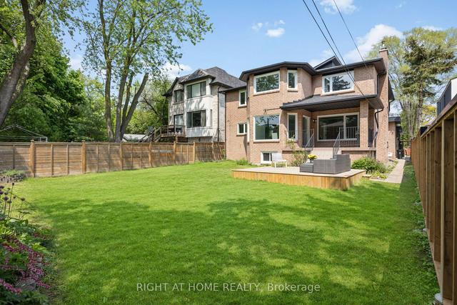 190 Wilfred Ave, House detached with 4 bedrooms, 6 bathrooms and 6 parking in Toronto ON | Image 3