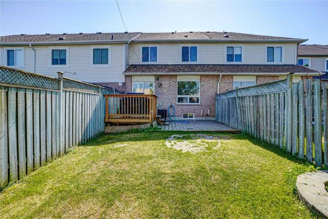 1081 Tilbury St, House attached with 3 bedrooms, 2 bathrooms and 4 parking in Oshawa ON | Image 33