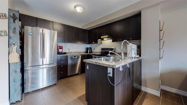 42a - 15 Carere Cres, Condo with 2 bedrooms, 2 bathrooms and 1 parking in Guelph ON | Image 6