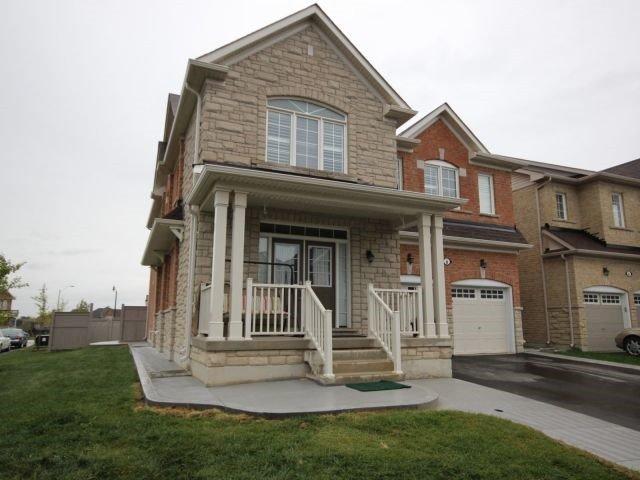 8 Timbercove Rd, House detached with 5 bedrooms, 4 bathrooms and 2 parking in Brampton ON | Image 2